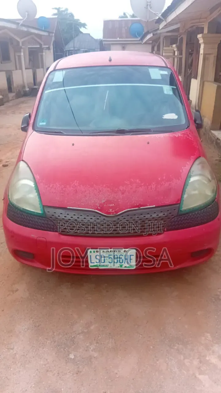 Toyota Yaris Verso 1.3 2004 Red