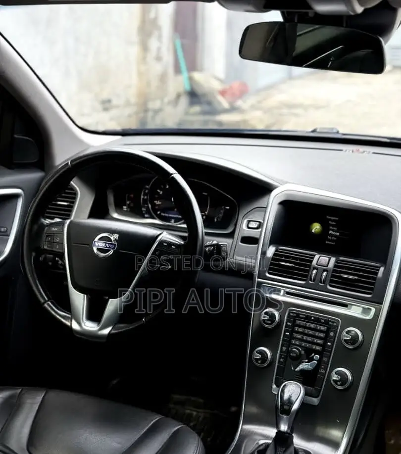 Volvo XC60 T5 Drive-E FWD 2016 Black