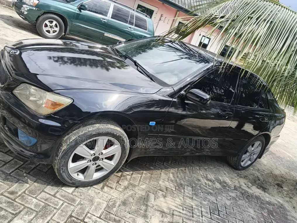 Lexus IS Automatic 2004 Black