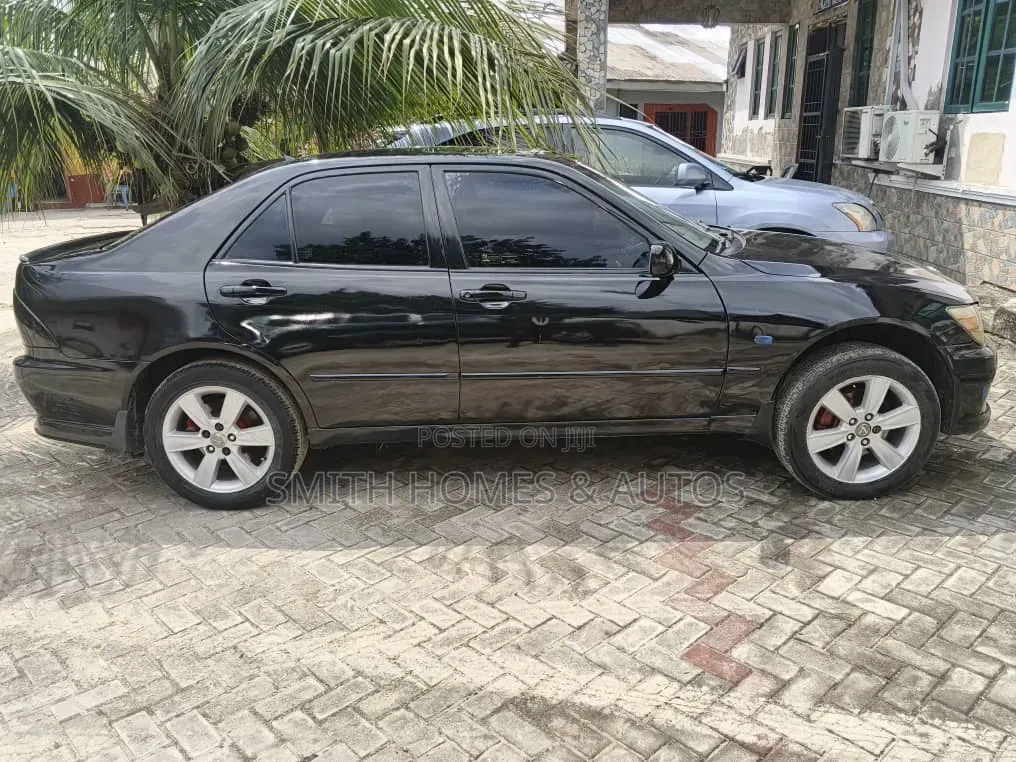 Lexus IS Automatic 2004 Black