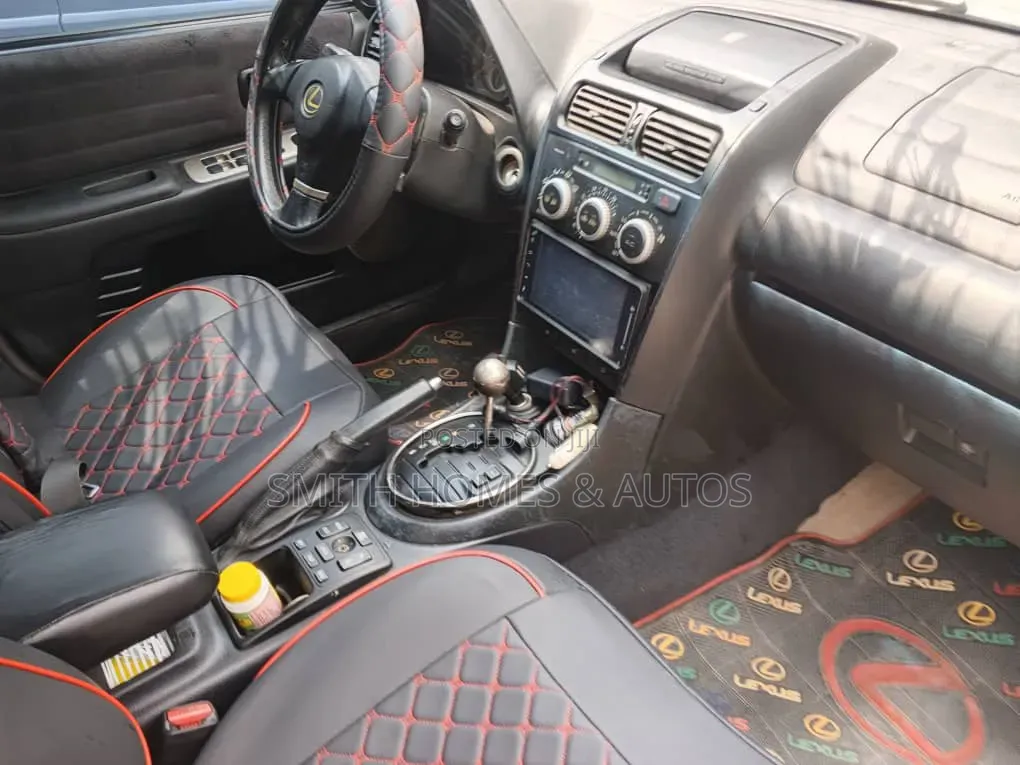 Lexus IS Automatic 2004 Black