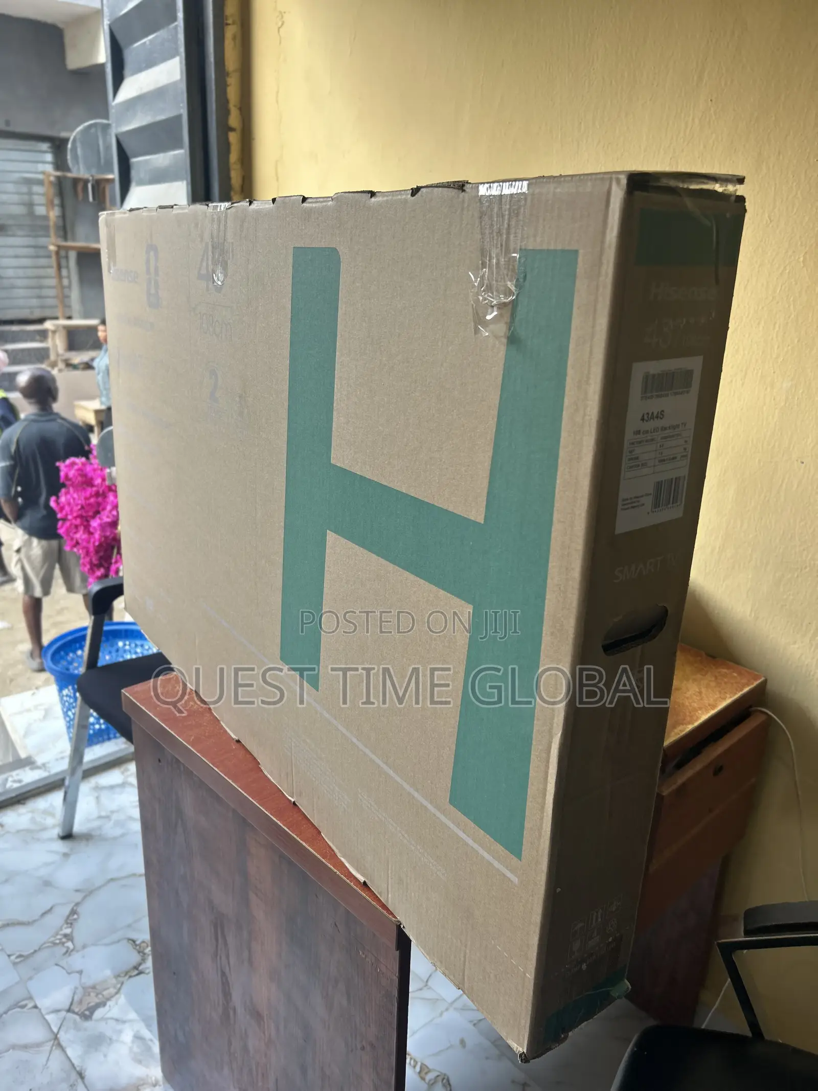 Original 43 Inches Hisense Smart TV