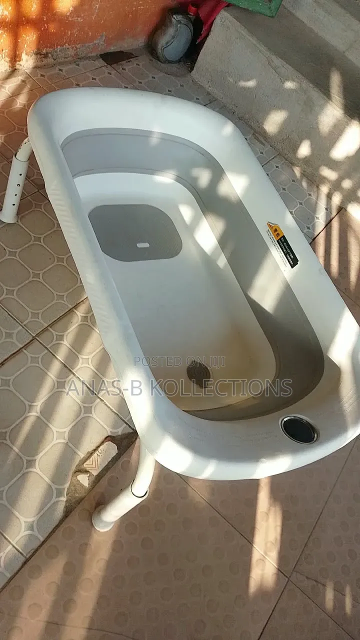 Foldable Bathtub