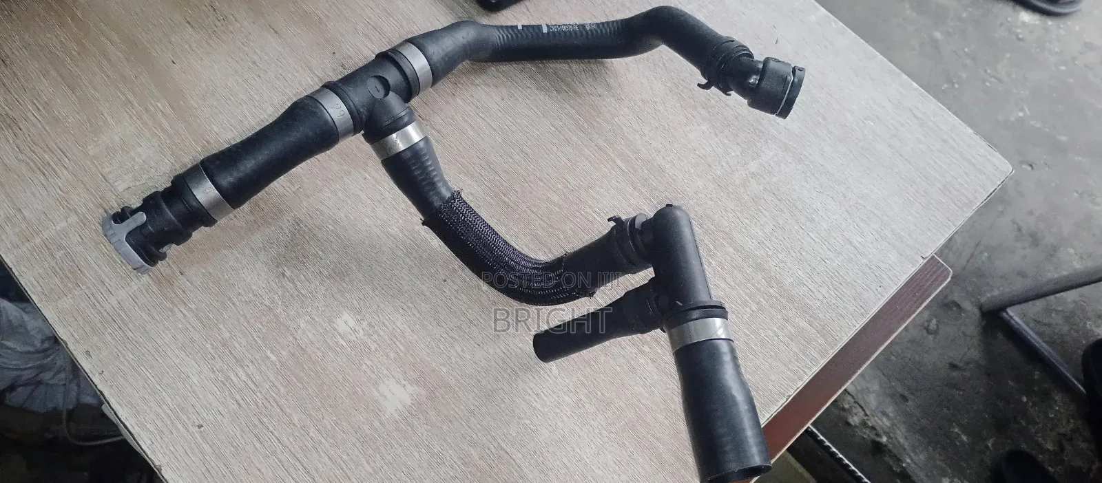 Ford Escape Reservoir Hose 1.6 Litre