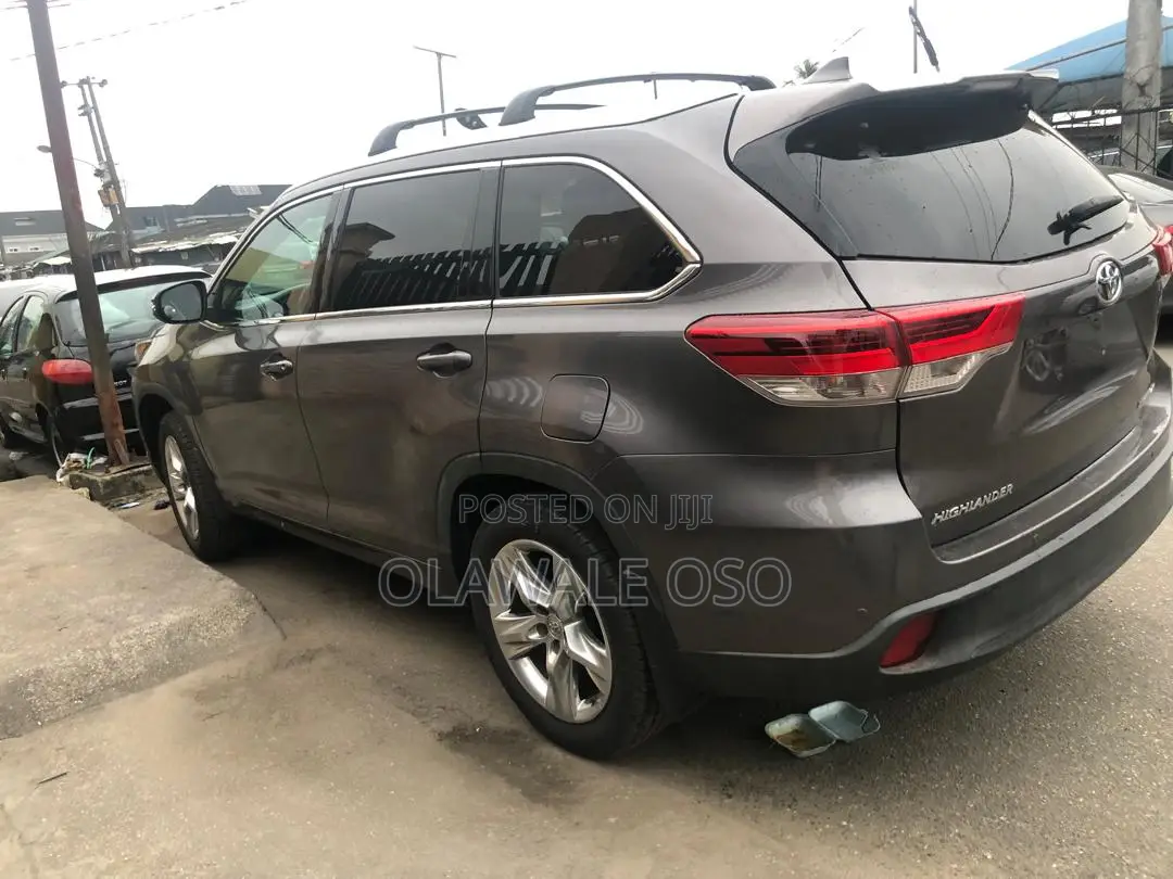 Toyota Highlander Limited 4dr SUV AWD (3.5L 6cyl 6A) 2014 Gray