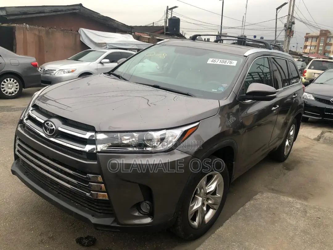 Toyota Highlander Limited 4dr SUV AWD (3.5L 6cyl 6A) 2014 Gray
