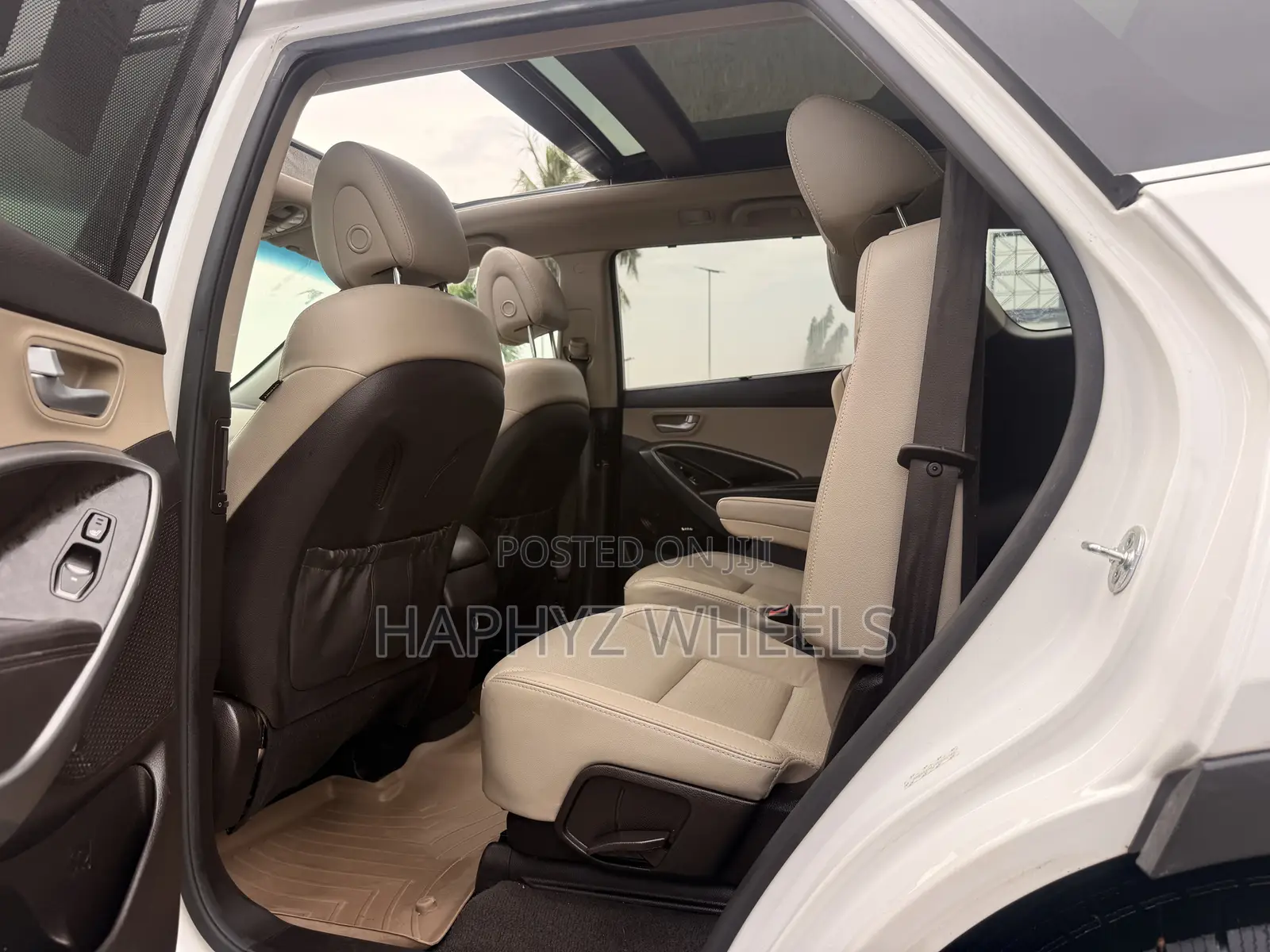 Hyundai Santa Fe Limited 4dr SUV AWD w/Saddle Interior (3.3L 6cyl 6A)