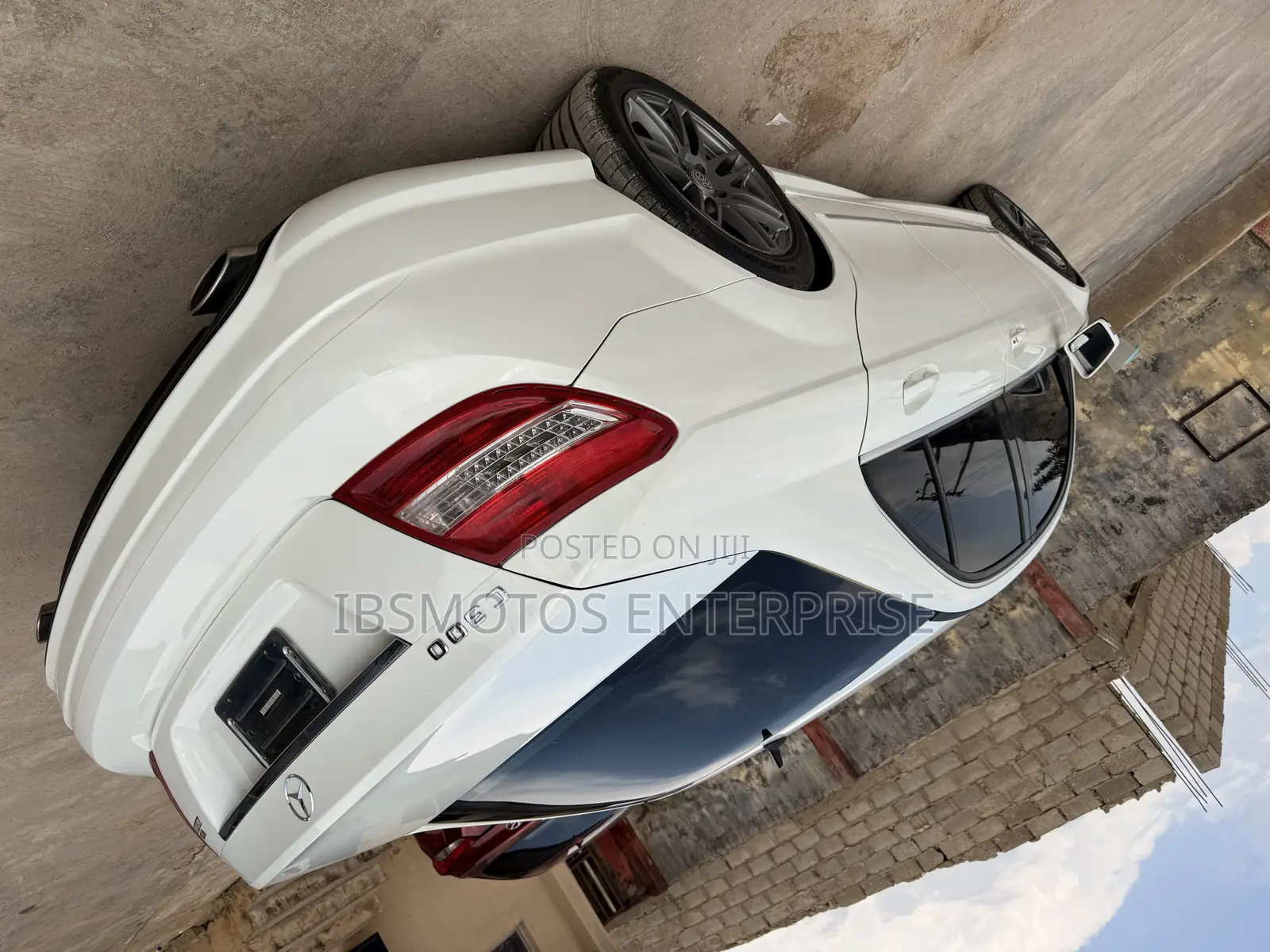 Mercedes-Benz C300 Luxury 4Matic Sedan AWD (3.0L 6cyl 7A) 2012 White