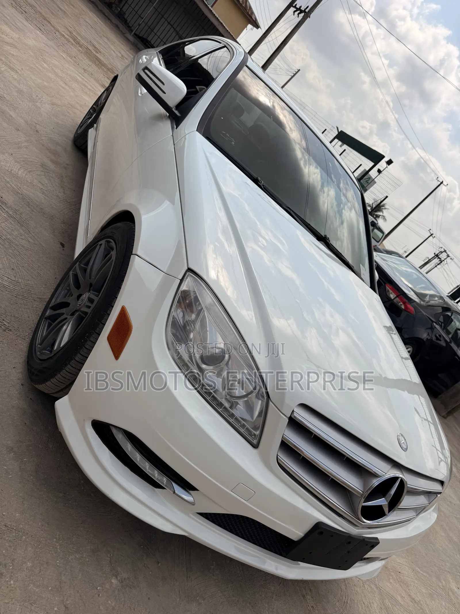 Mercedes-Benz C300 Luxury 4Matic Sedan AWD (3.0L 6cyl 7A) 2012 White