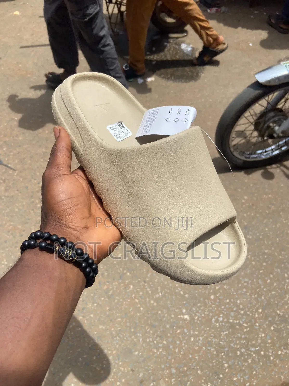 Adidas Cloudfoam Slides – Nationwide Delivery, Pay on Delivery Lagos