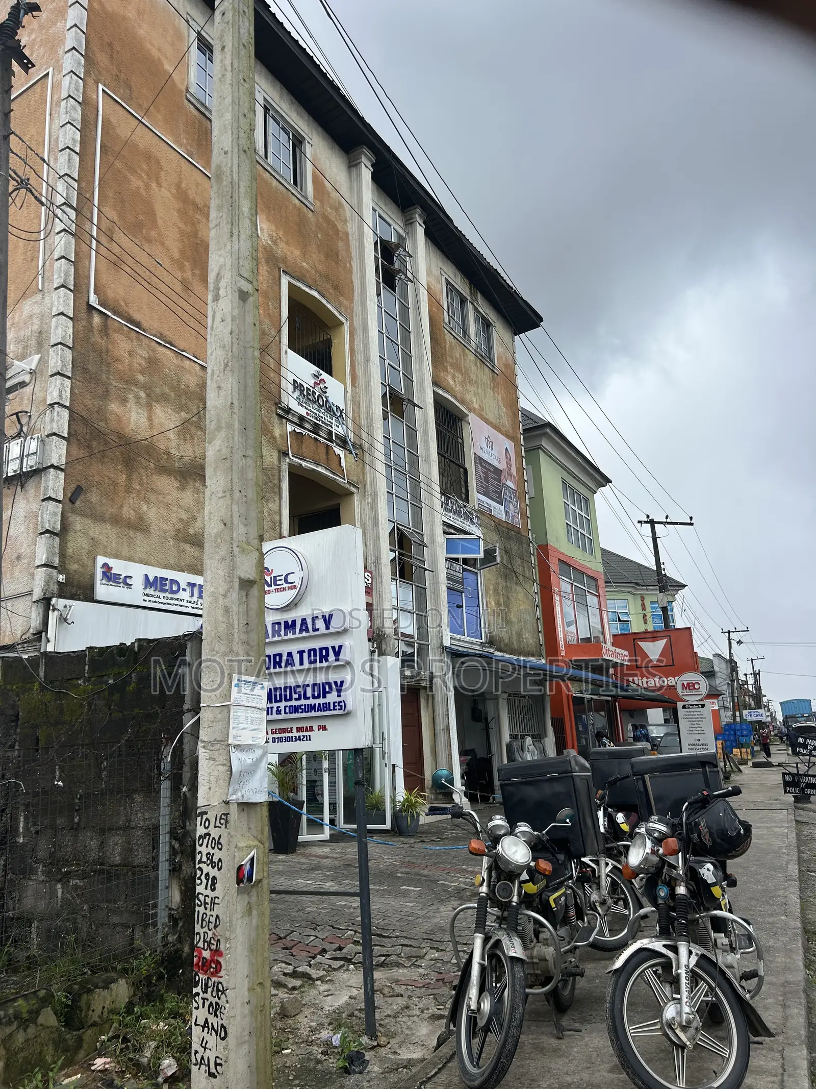 10bdrm Block of Flats in Plaza For Sale On, Obio-Akpor for sale