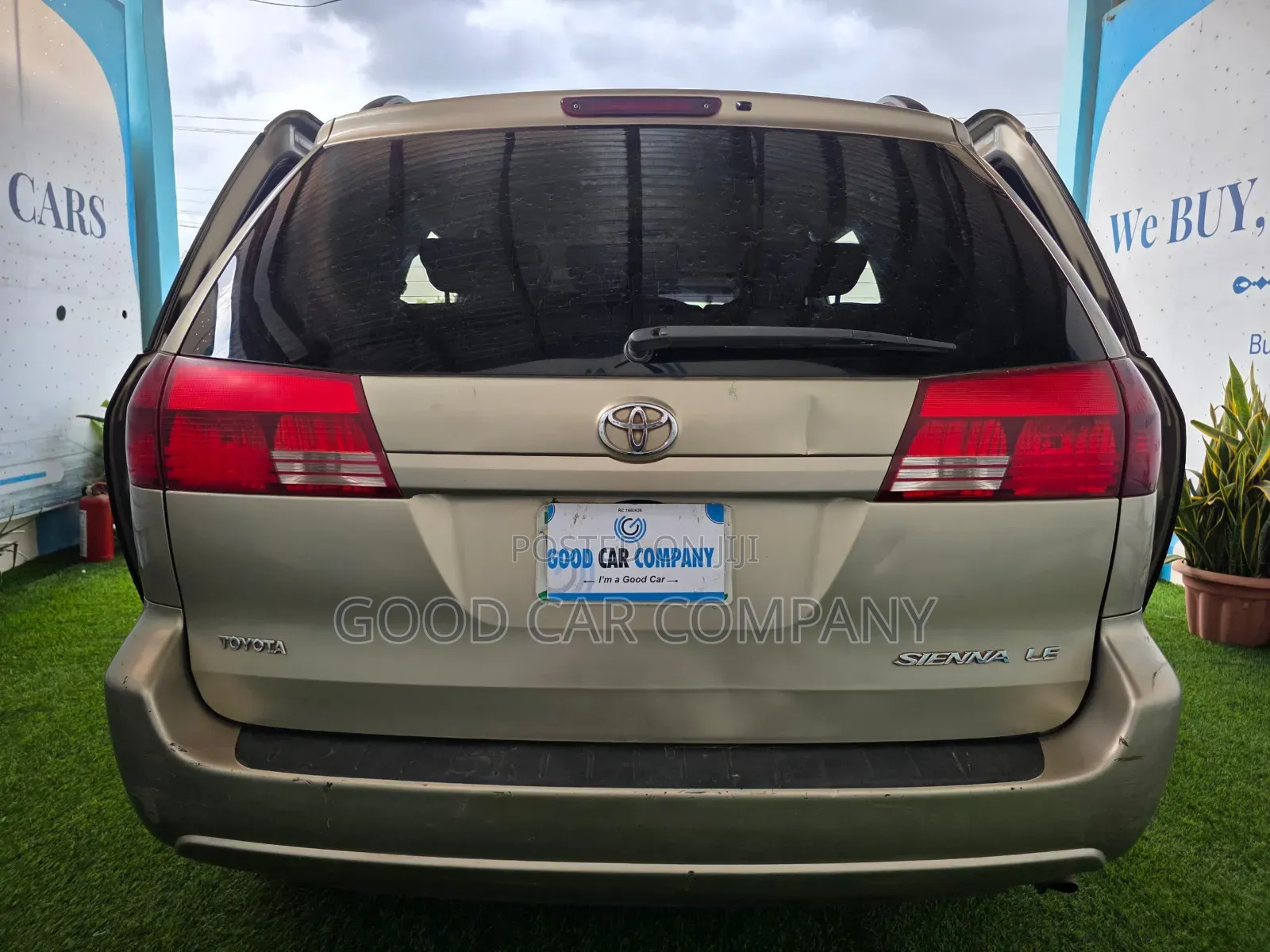 Toyota Sienna 2004 Gold
