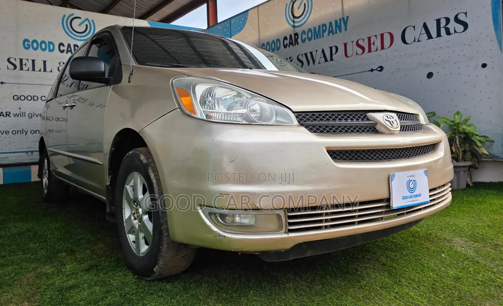 Toyota Sienna 2004 Gold