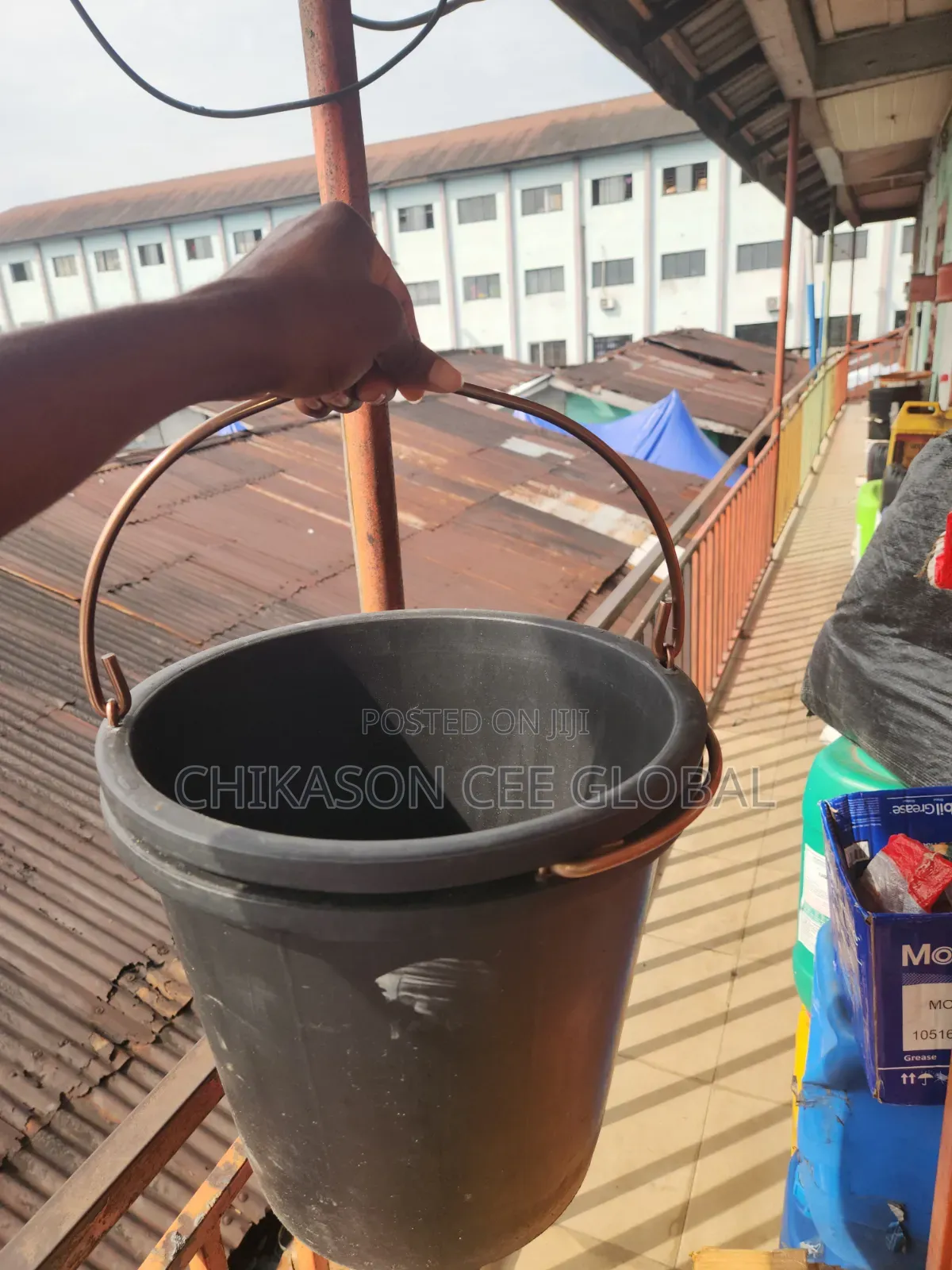 20L Neoprene Heavy Duty Rubber Bucket