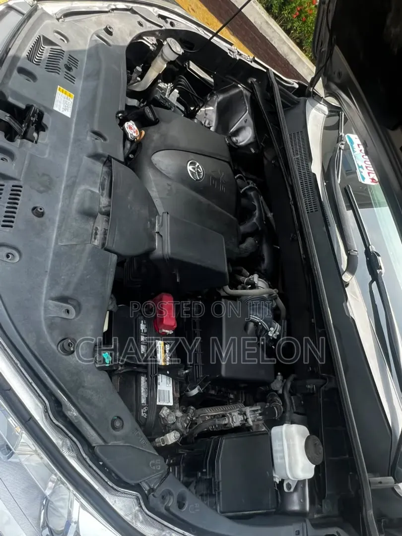 Toyota Highlander XLE 2019 Gray