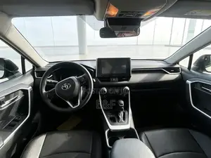 Toyota RAV4 2020 White