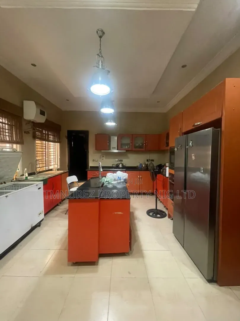 5bdrm Duplex in GRA Phase 1 for sale