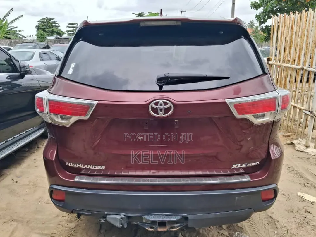 Toyota Highlander 2018 Red