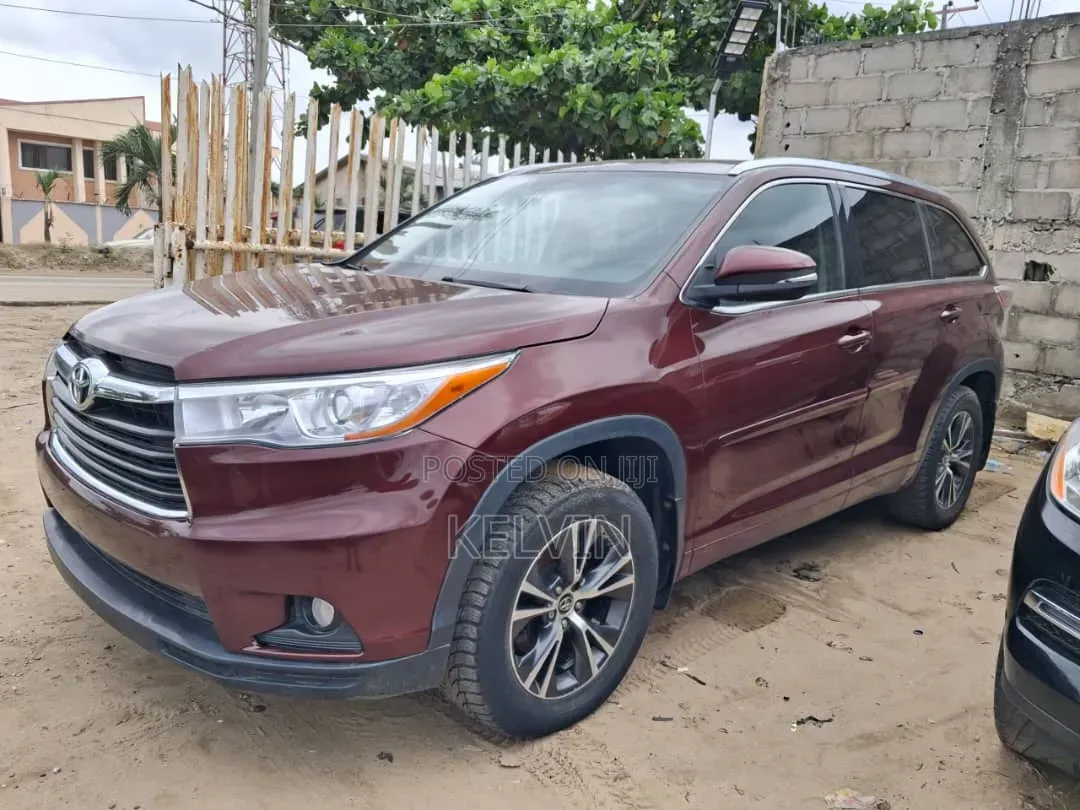Toyota Highlander 2018 Red