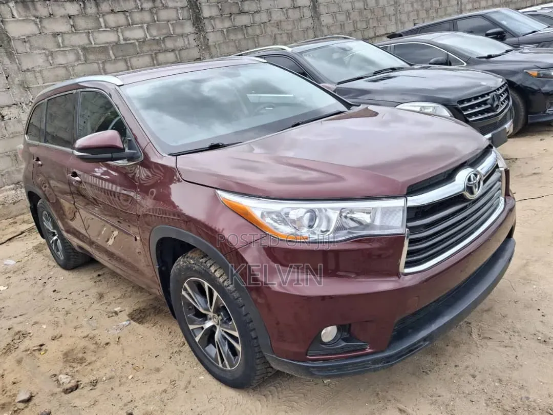 Toyota Highlander 2018 Red