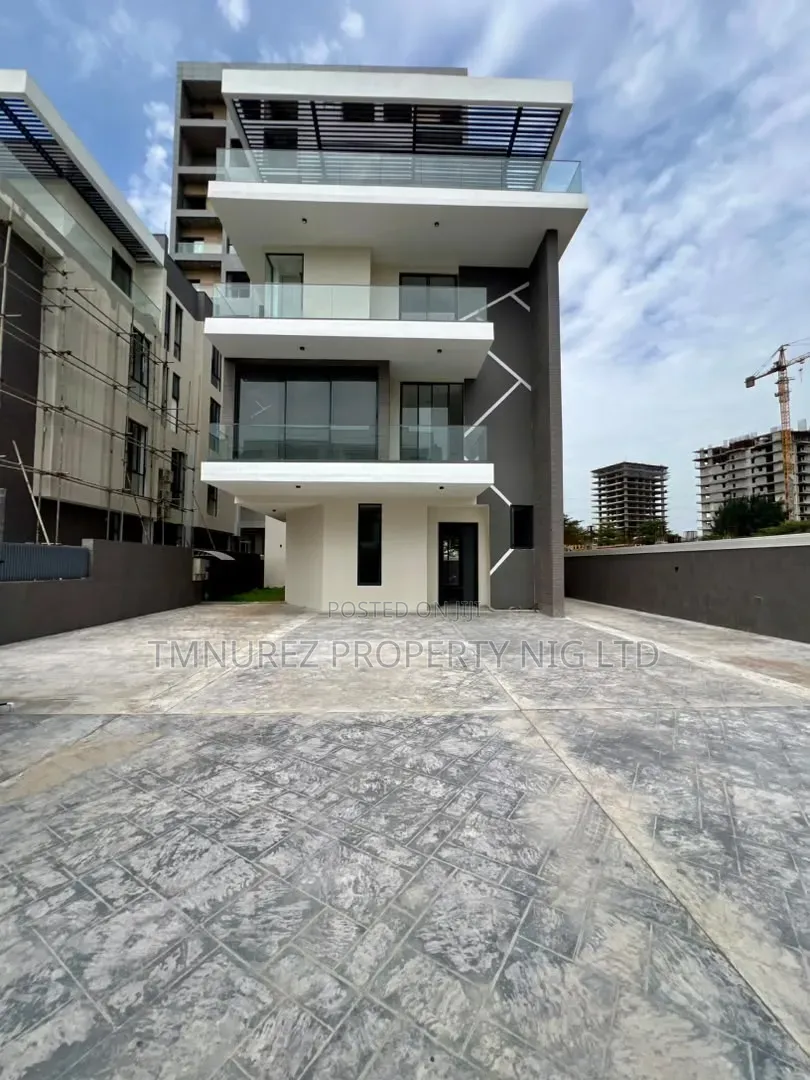 5bdrm Duplex in GRA Phase 1 for sale