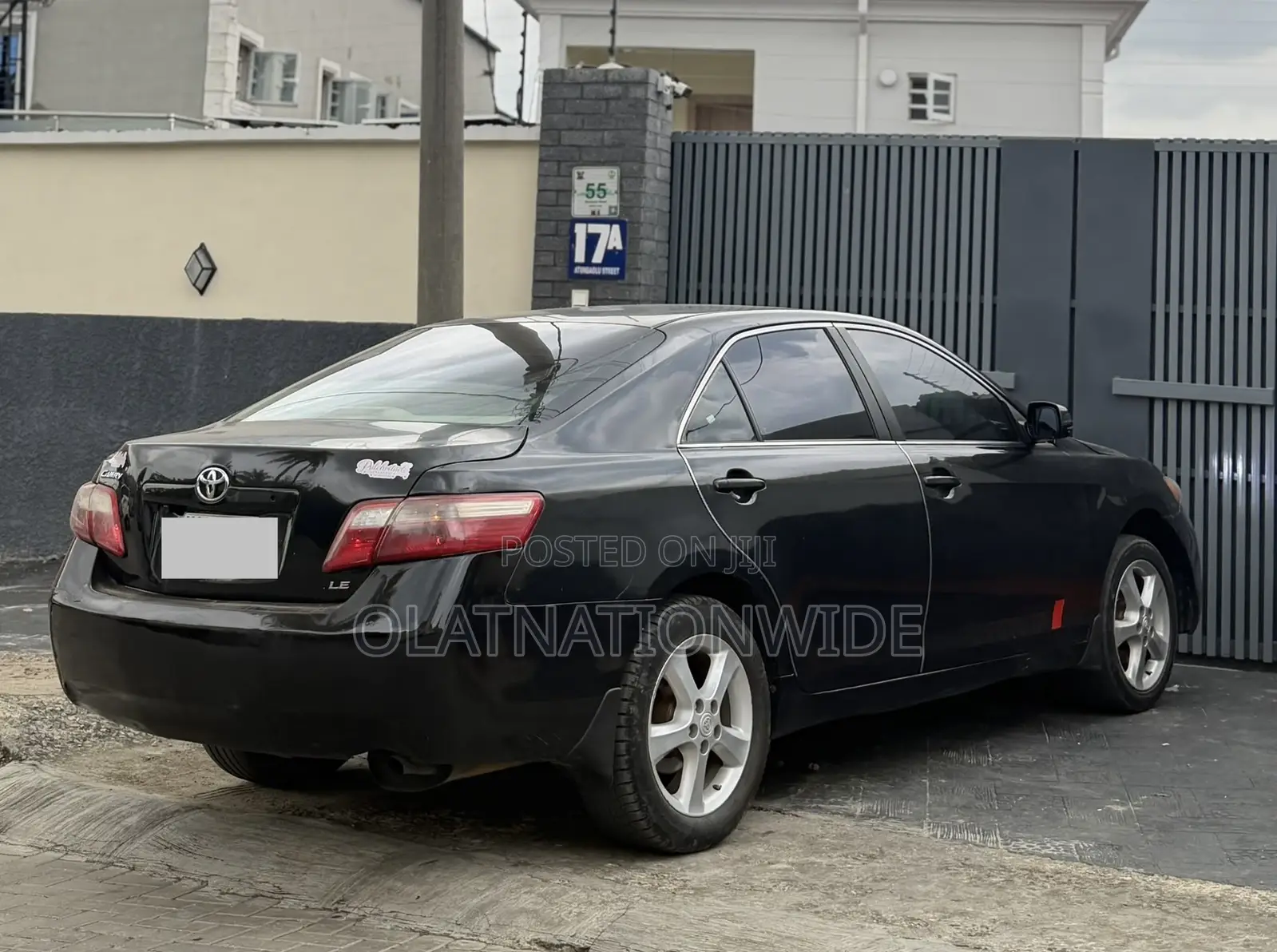 Toyota Camry LE 4dr Sedan (2.4L 4cyl 5A) 2008
