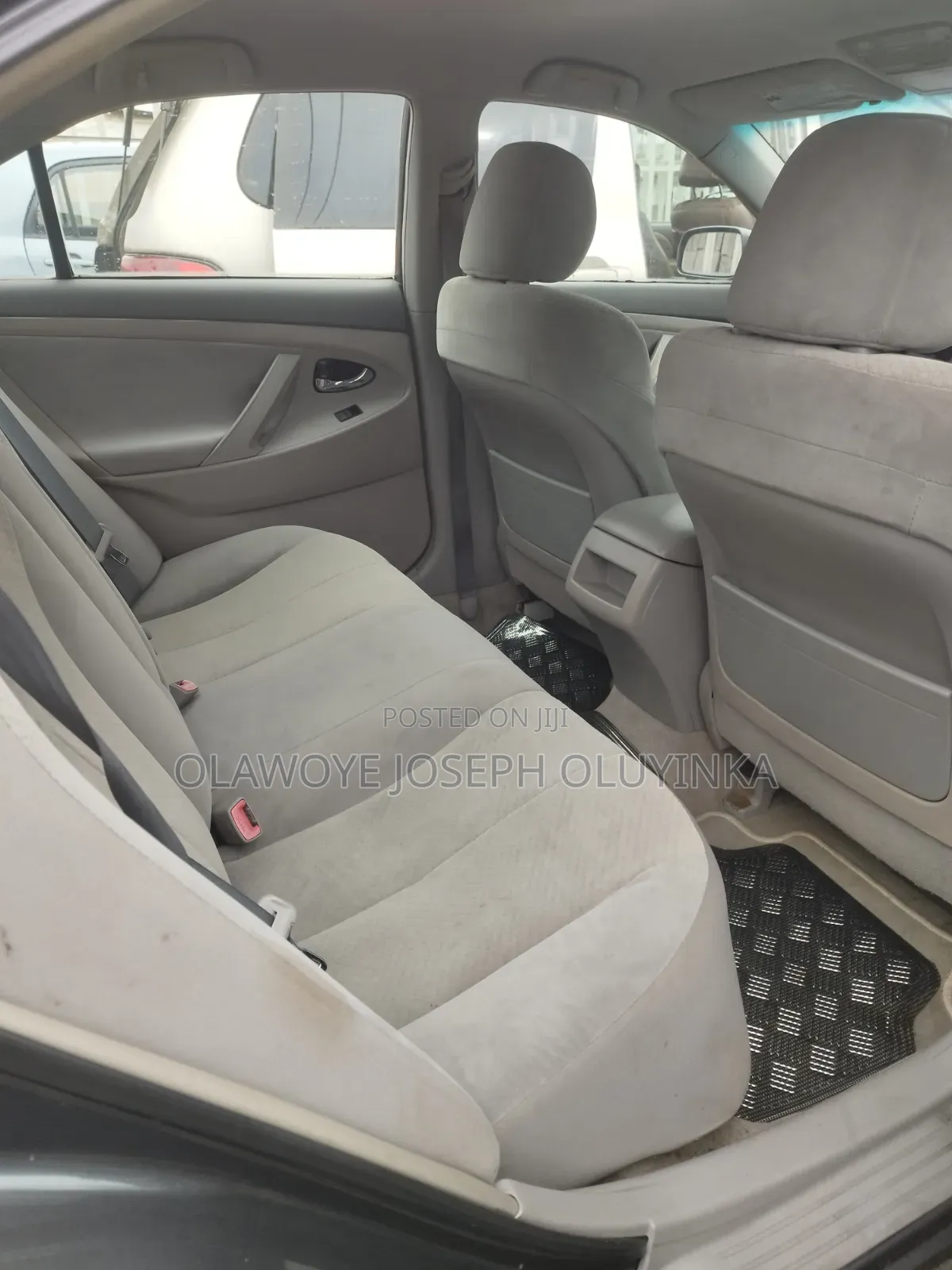 Toyota Camry LE 4dr Sedan (2.4L 4cyl 5A) 2009 Gray