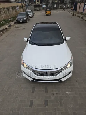 Honda Accord Sport SE 4dr Sedan FWD (2.4L 4cyl 2A) 2017 White