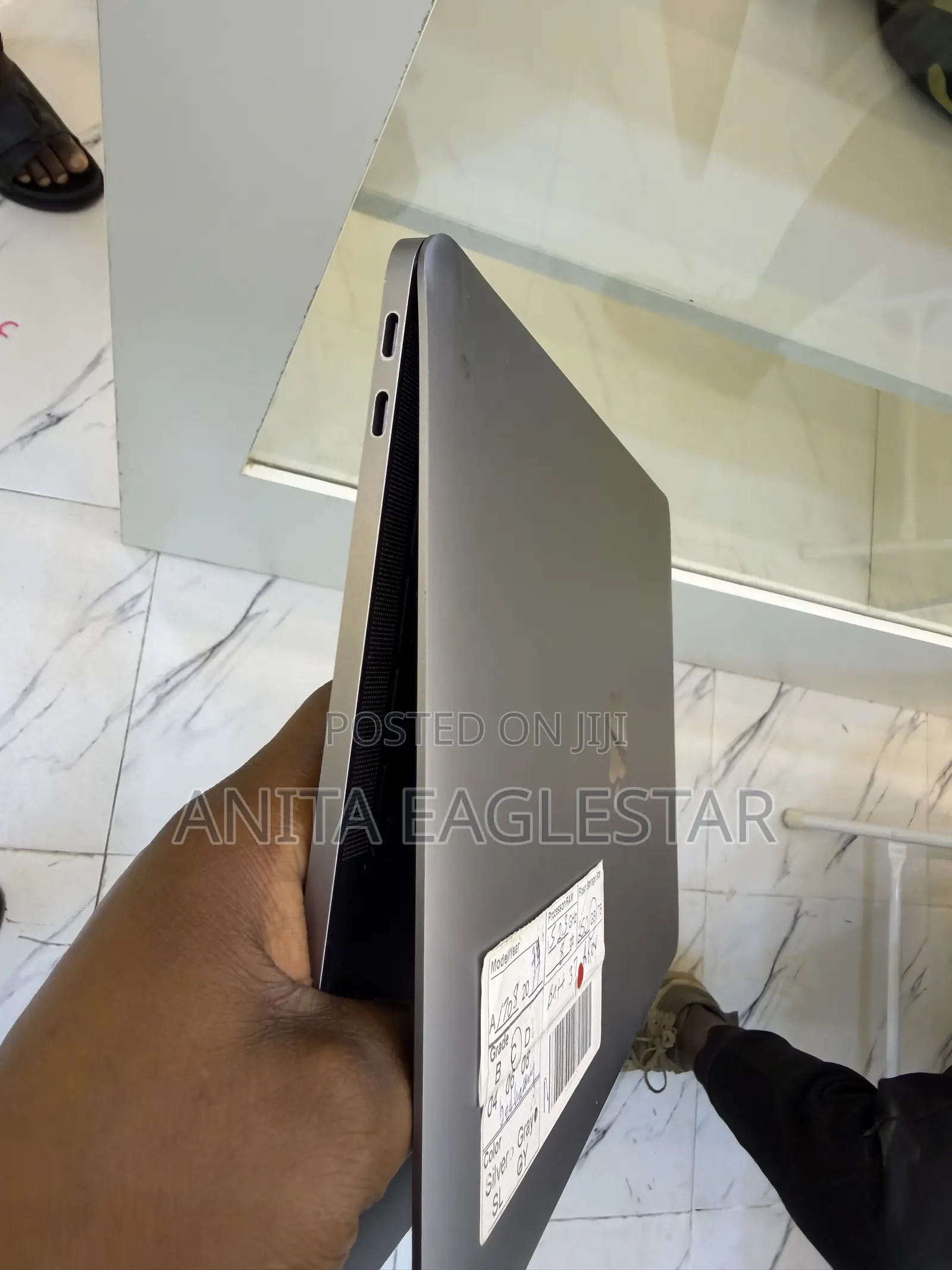 Laptop Apple MacBook Pro 2017 8GB Intel Core i5 SSD 256GB