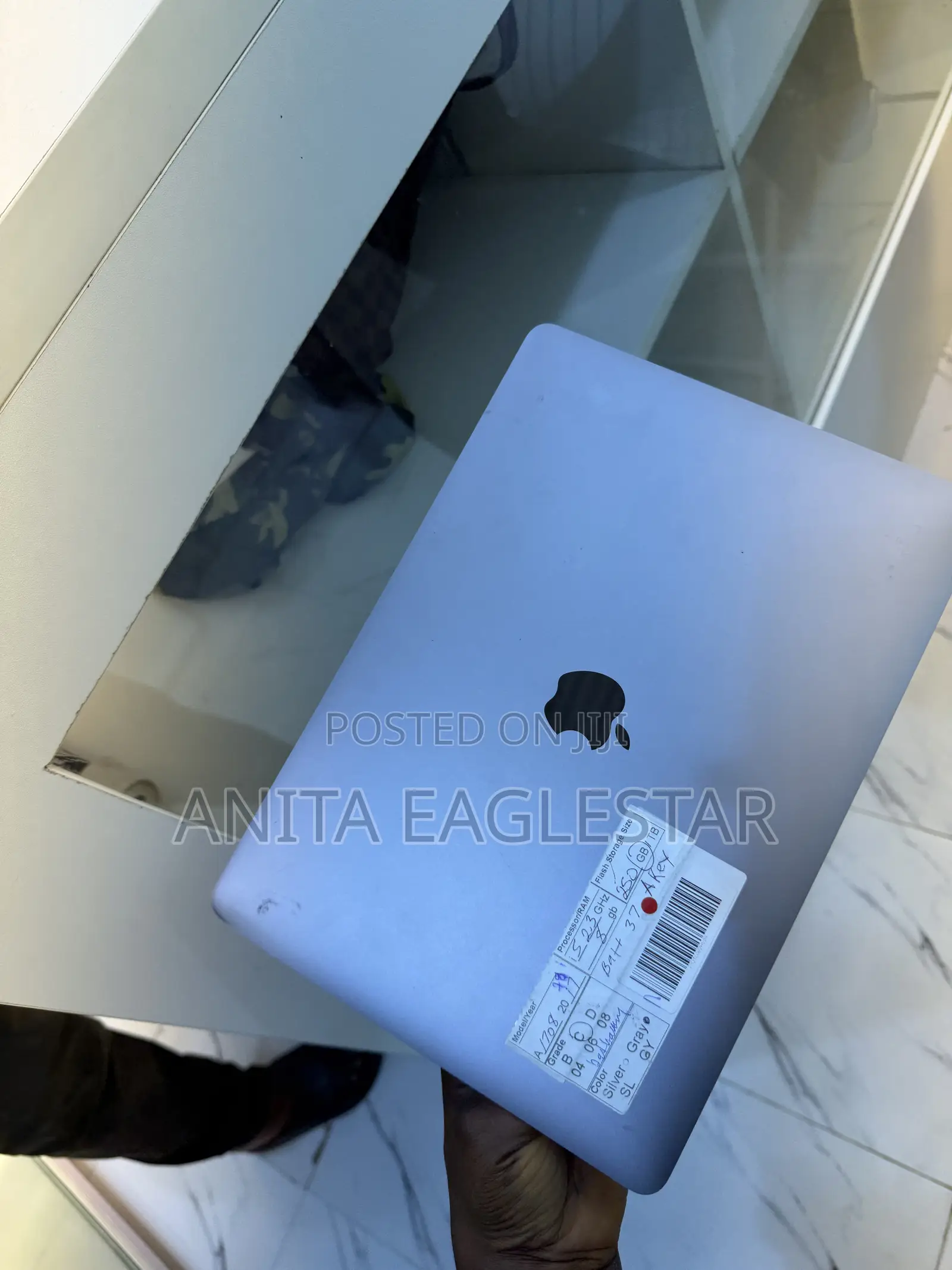 Laptop Apple MacBook Pro 2017 8GB Intel Core i5 SSD 256GB