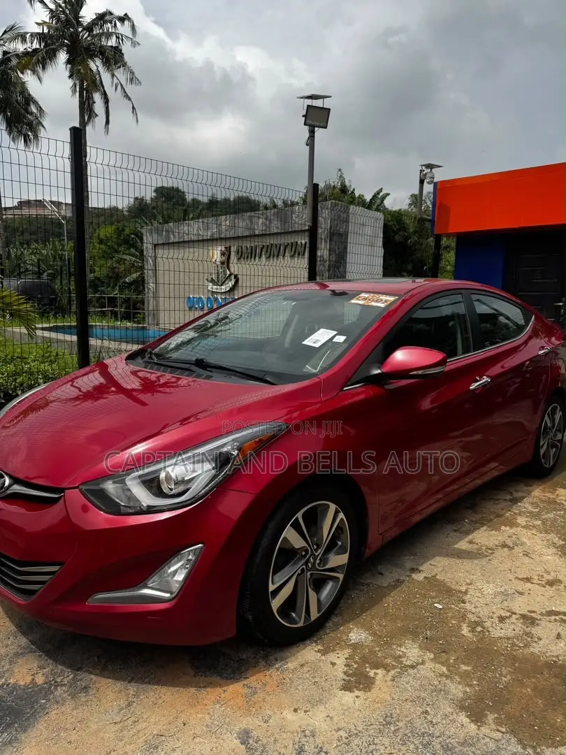 Hyundai Elantra Limited 4dr Sedan (1.8L 4cyl 6A) 2014
