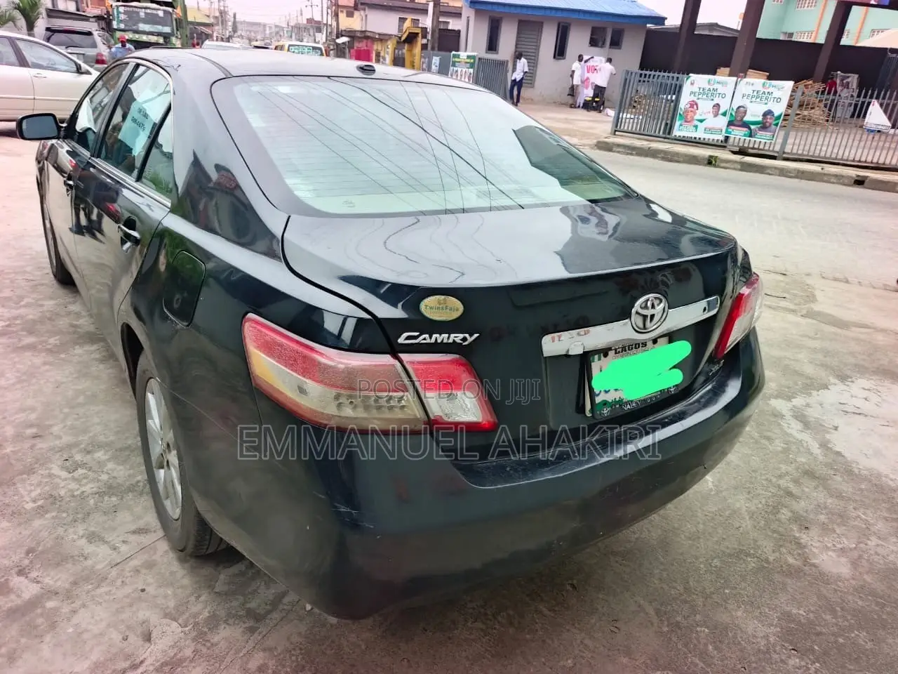 Toyota Camry XLE 4dr Sedan (2.5L 4cyl 6A) 2011 Black