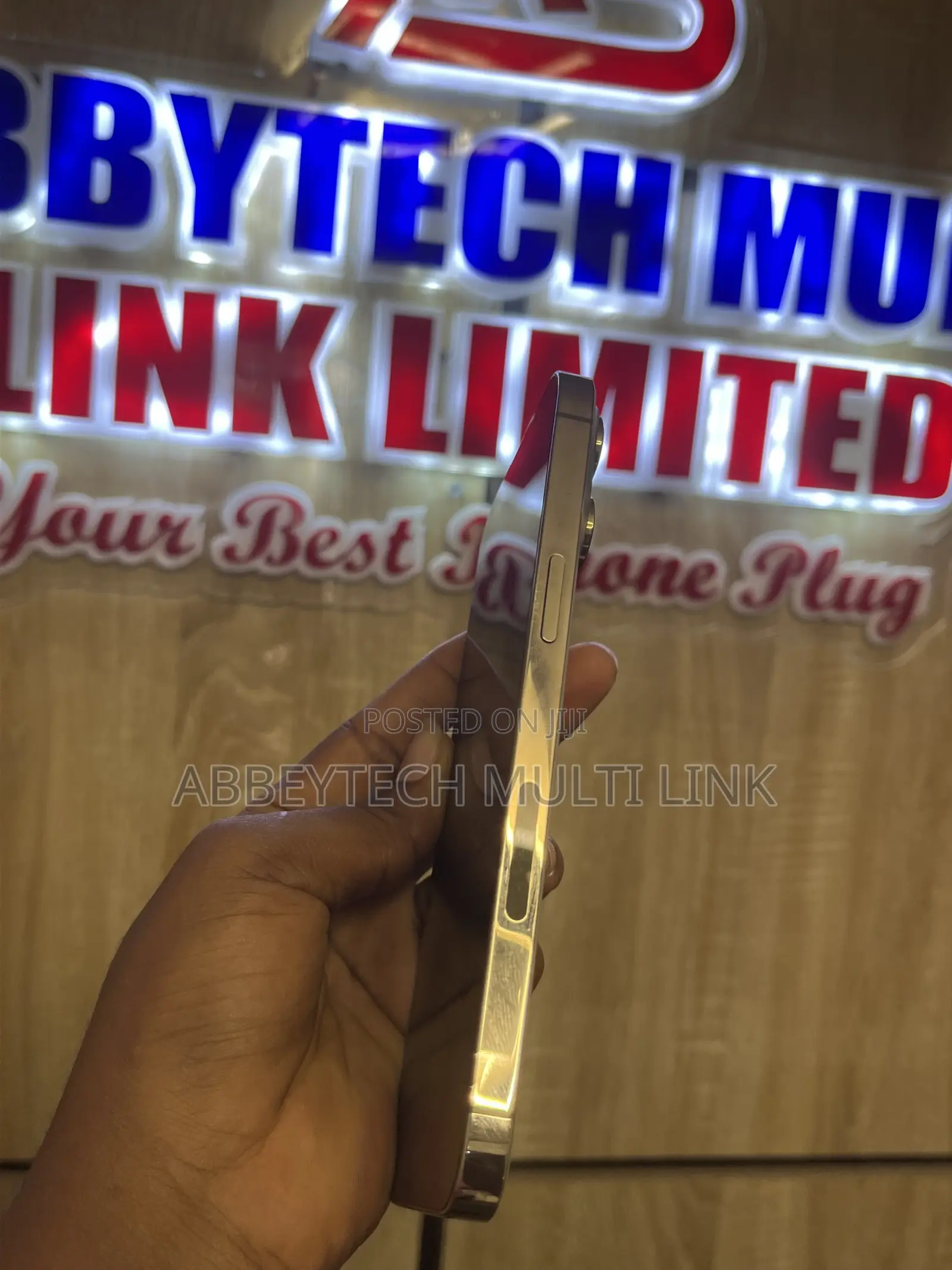 New Apple iPhone 14 Pro Max 256 GB Gold