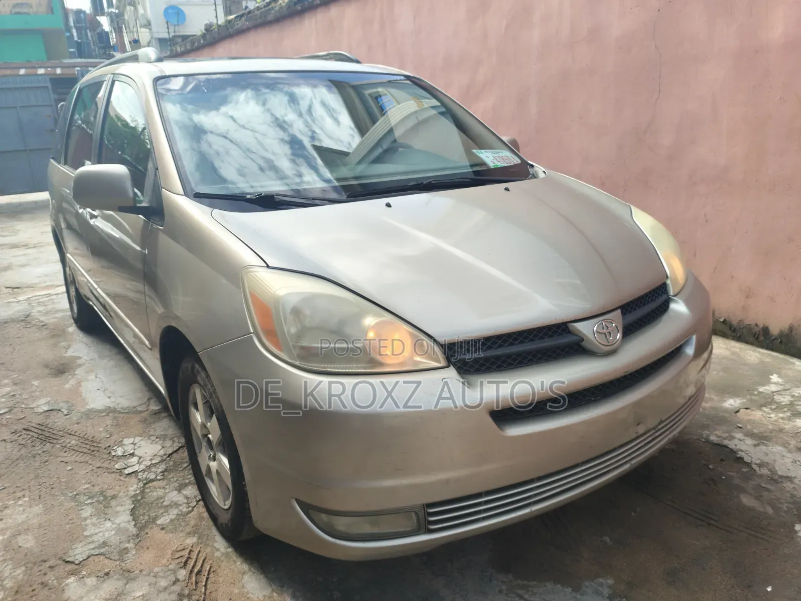 Toyota Sienna XLE AWD (3.3L V6 5A) 2004 Gold