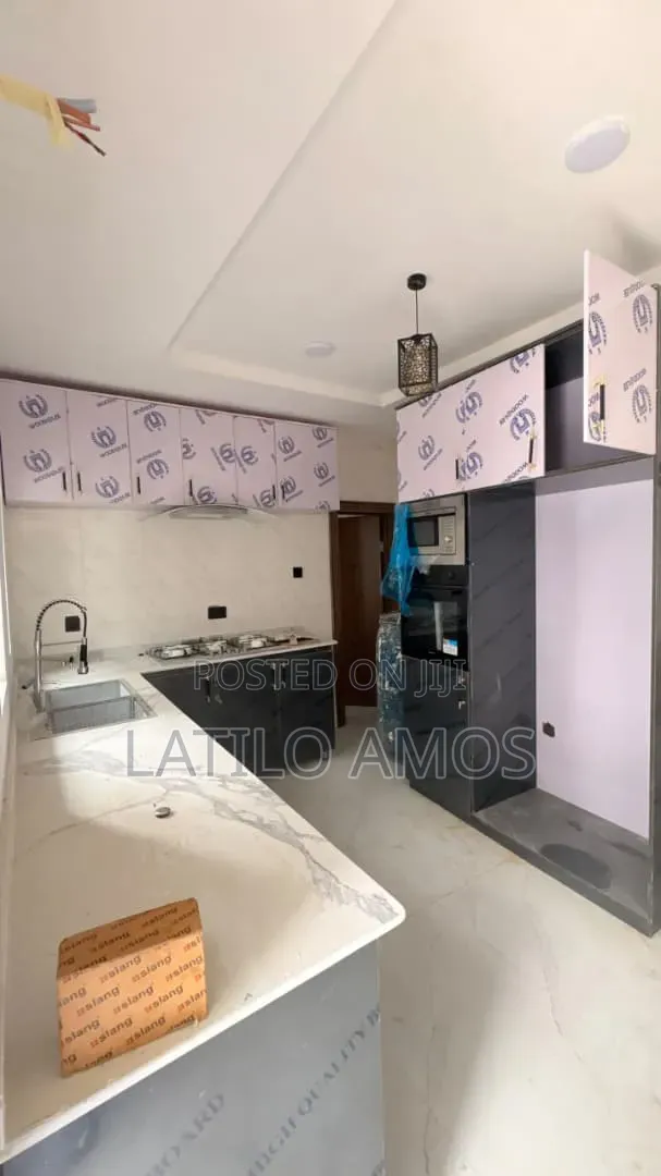 Fully Detached 4 Bedroom Modern Duplex + a Room and Parlour BQ