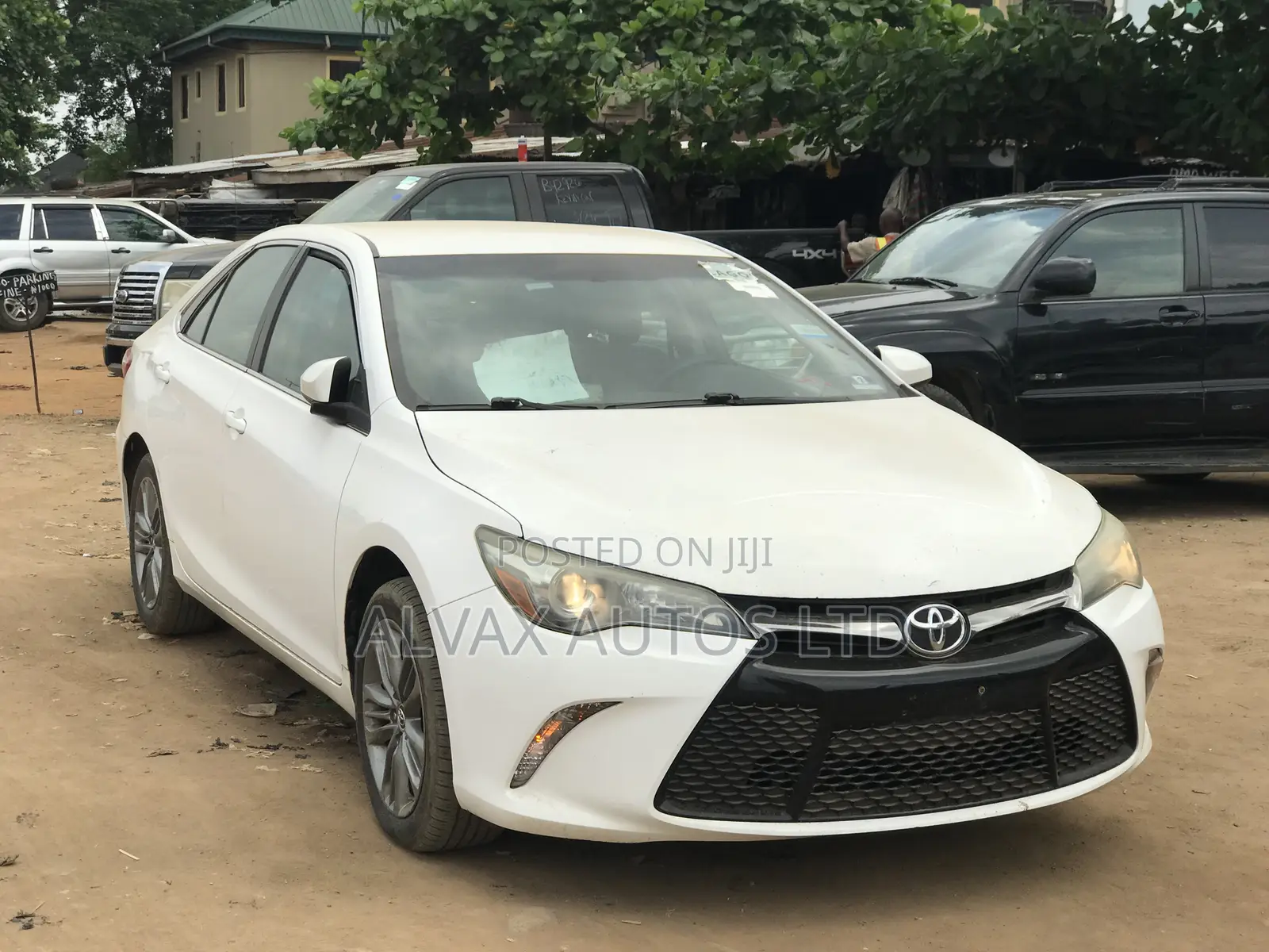Toyota Camry 2016 White