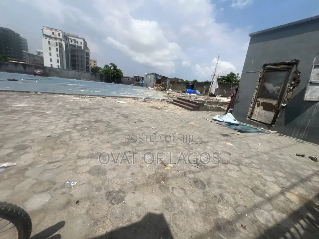 To Let;
2100 SQM Mix-Used Land 
Location; Lekki Phase 1, Lekki