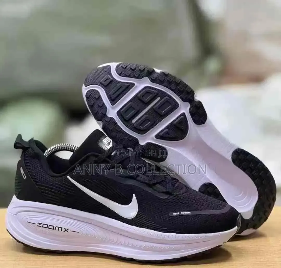Zoomx Men Trainers Nike Sneakers in Lagos