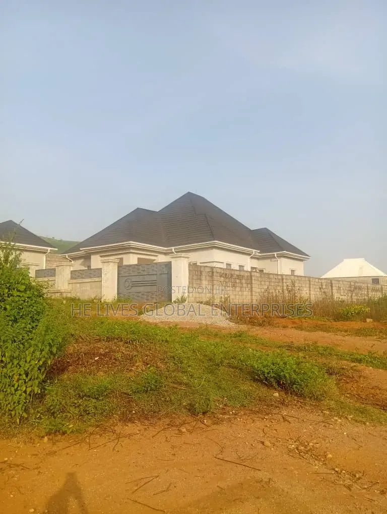 850 Square Meters Land at Chikakwore Kubwa