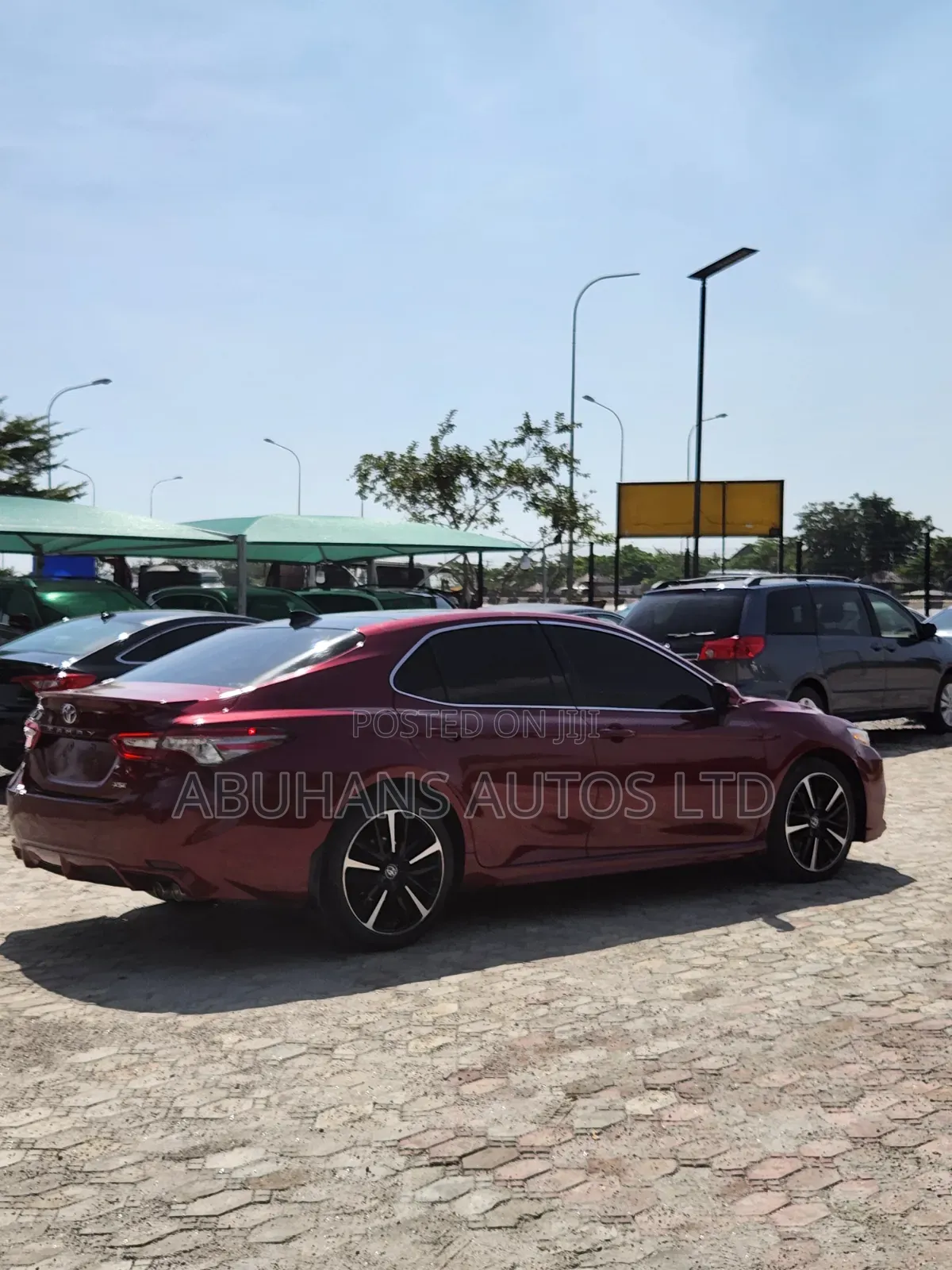 Toyota Camry XSE V6 FWD (3.5L 6cyl 8AM) 2018 Red