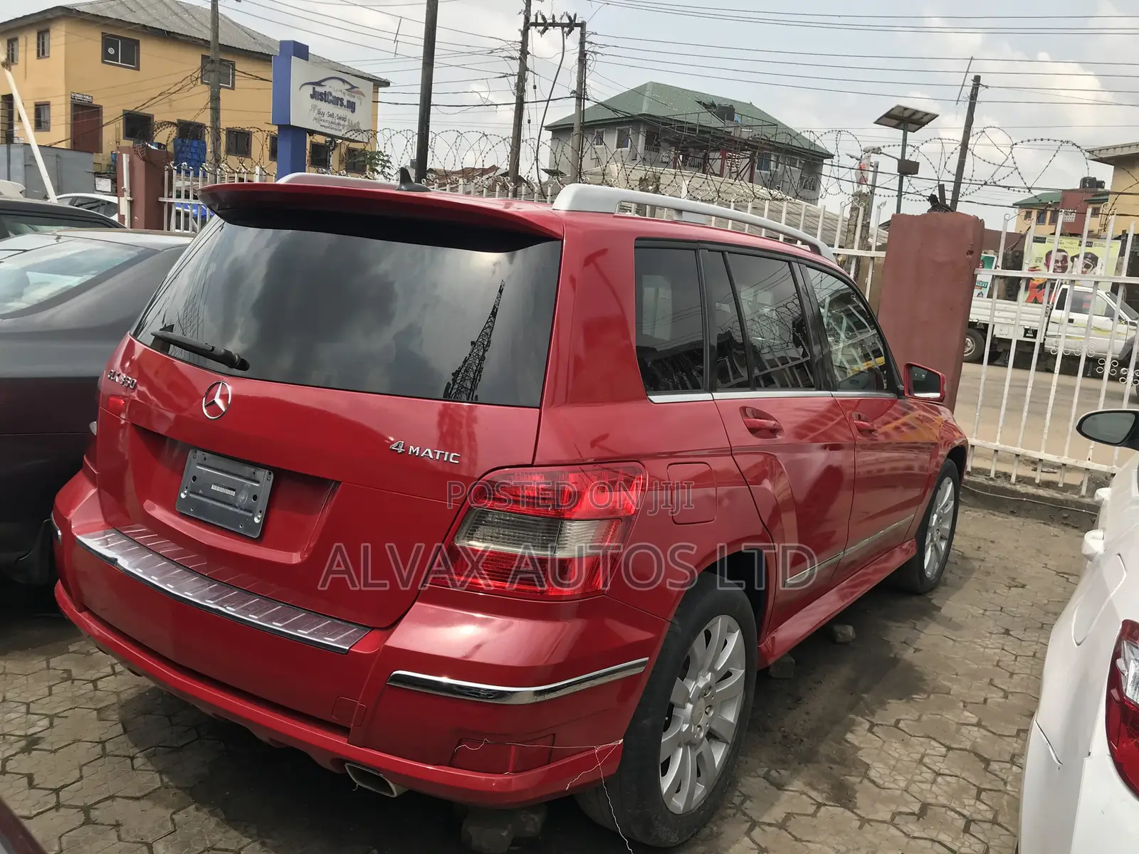 Mercedes-Benz GLK-Class 350 4MATIC 2010 Red