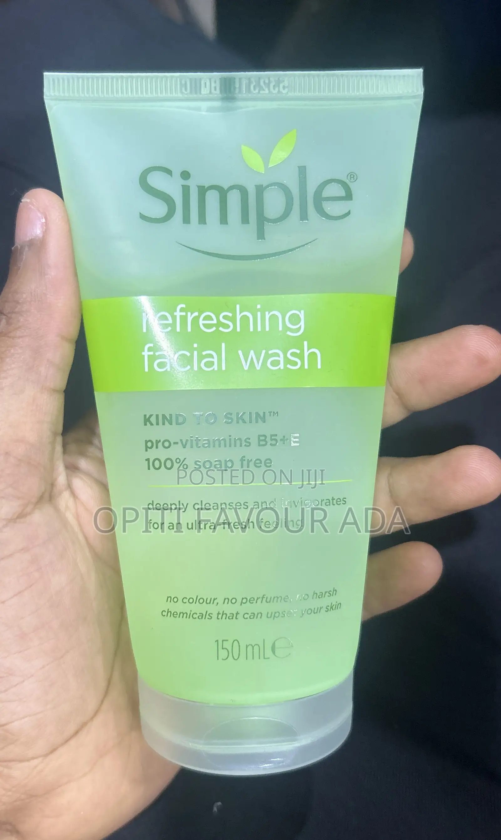 Simple Refreshing Facial Wash