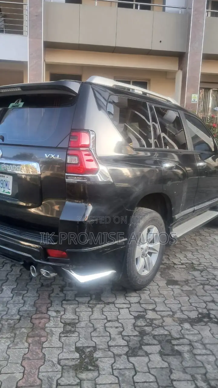 Toyota Land Cruiser Prado 2021 Black