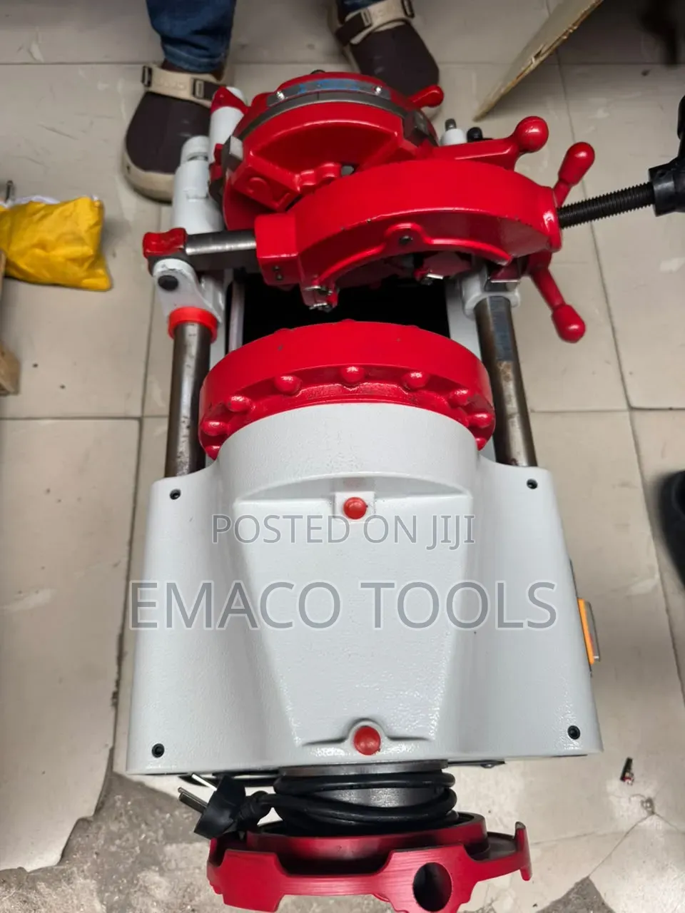 Electric Pipe Threading Machine