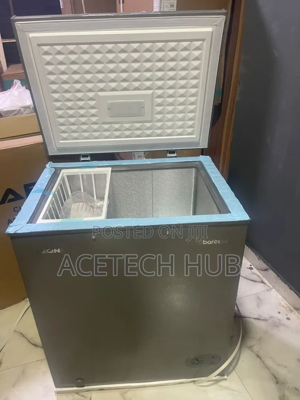 Aeon 150 Litres Freezer for Convenient Food Preservation