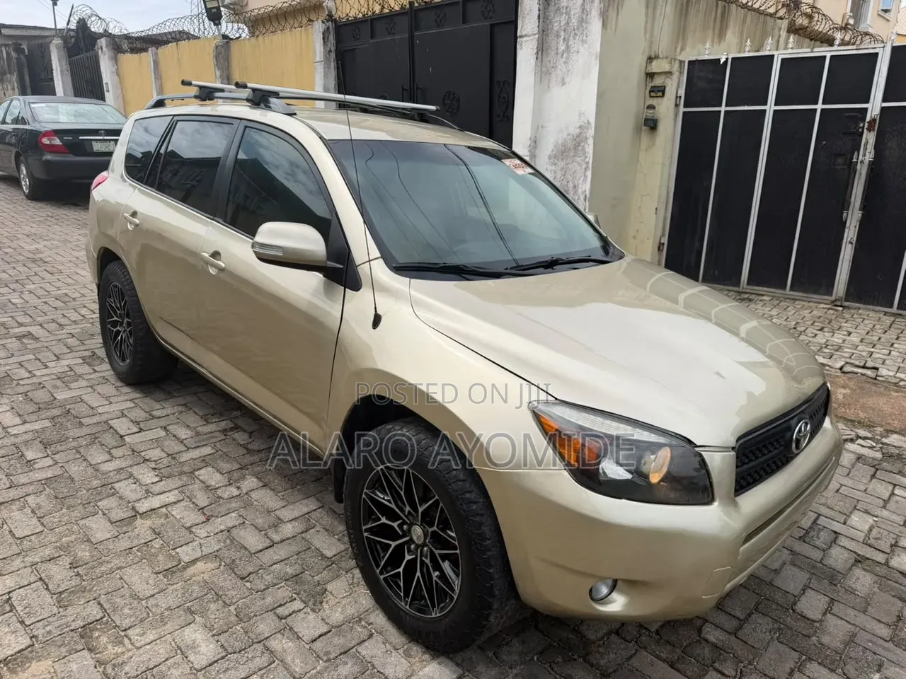 Toyota RAV4 2008 Gold