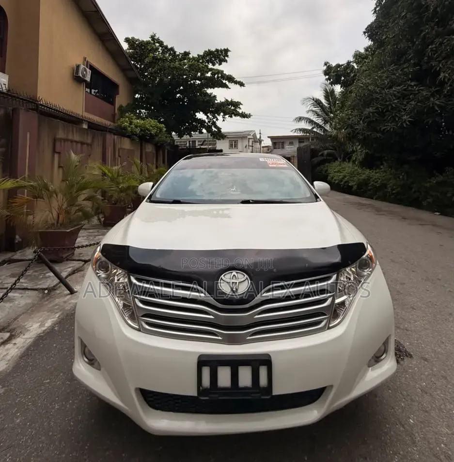 Toyota Venza 2012 White