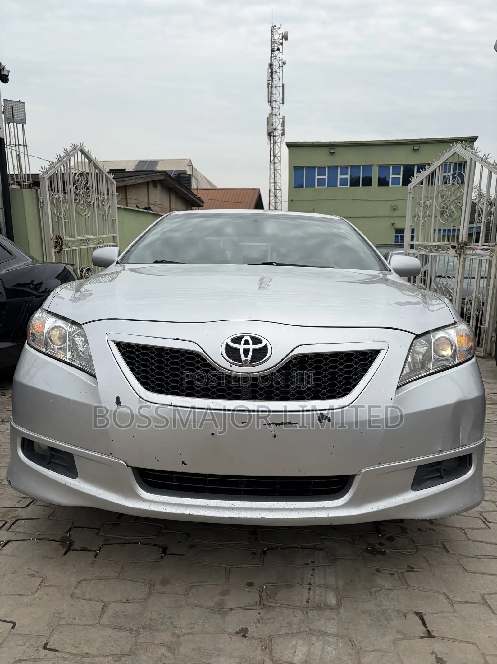 Toyota Camry SE V6 4dr Sedan (3.5L 6cyl 6AM) 2009 Silver