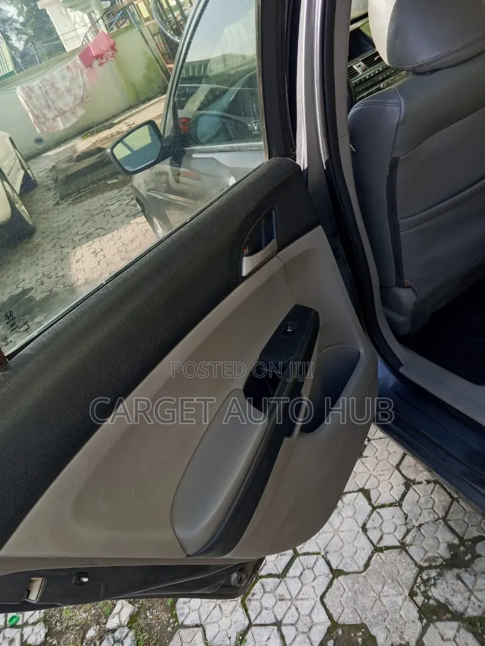 Honda Accord 2011 Silver