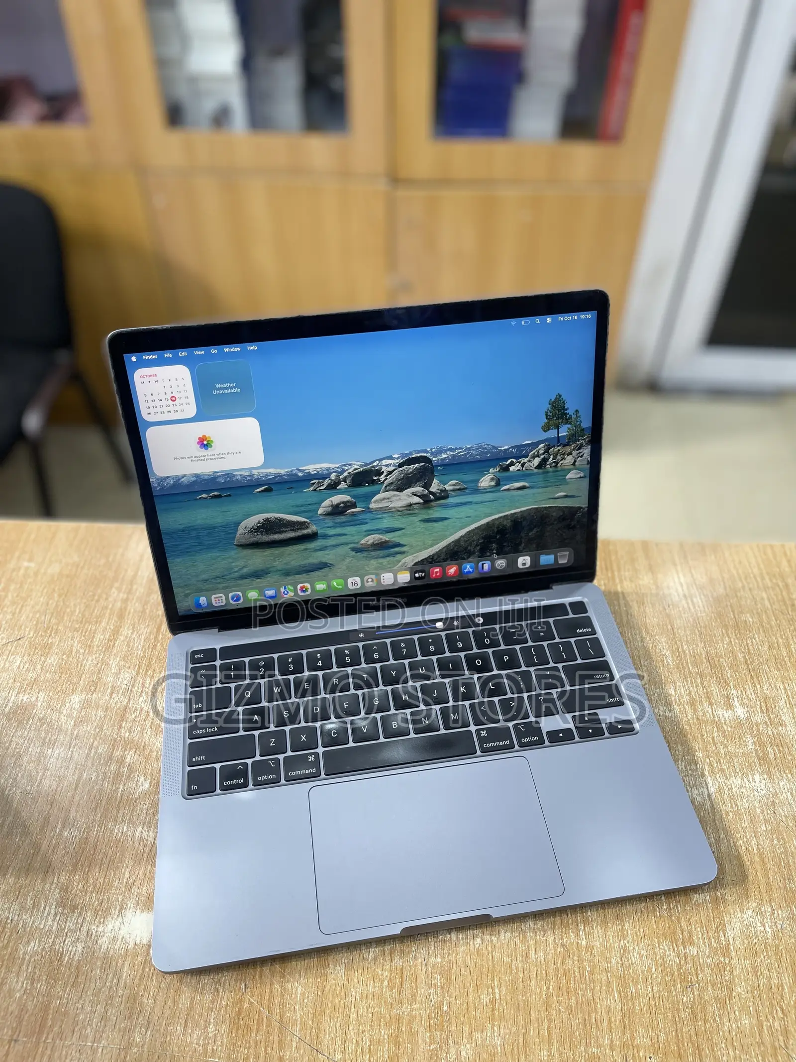 Laptop Apple MacBook Pro 2020 16GB Intel Core i5 SSD 512GB